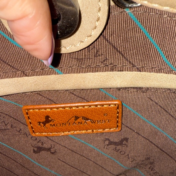 Montana West Brown and White Shoulder Bag - Picture 3 of 8